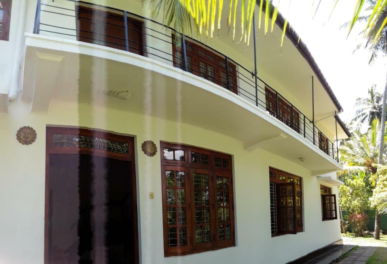 Bed and Breakfast La Sachara à Kandy Extérieur photo